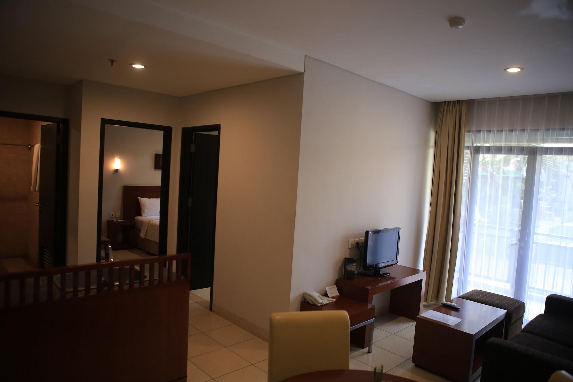 Grand Kuta Hotel&Residence Legian Exterior foto