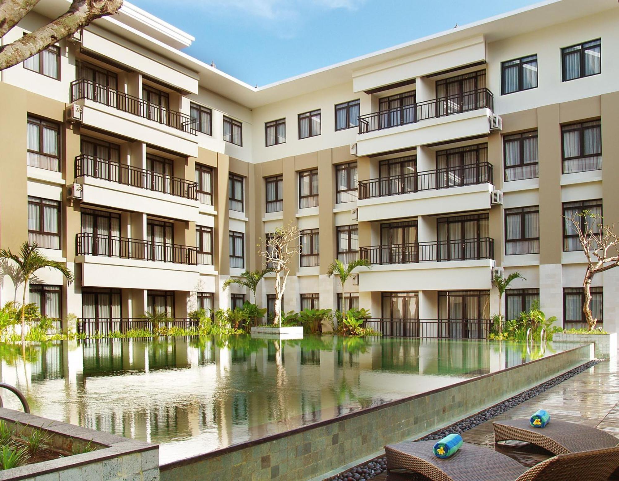 Grand Kuta Hotel&Residence Legian Exterior foto